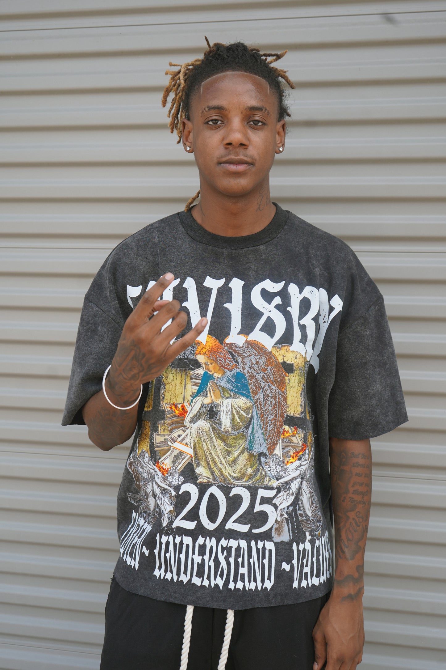 Luvisry Boxy Tee