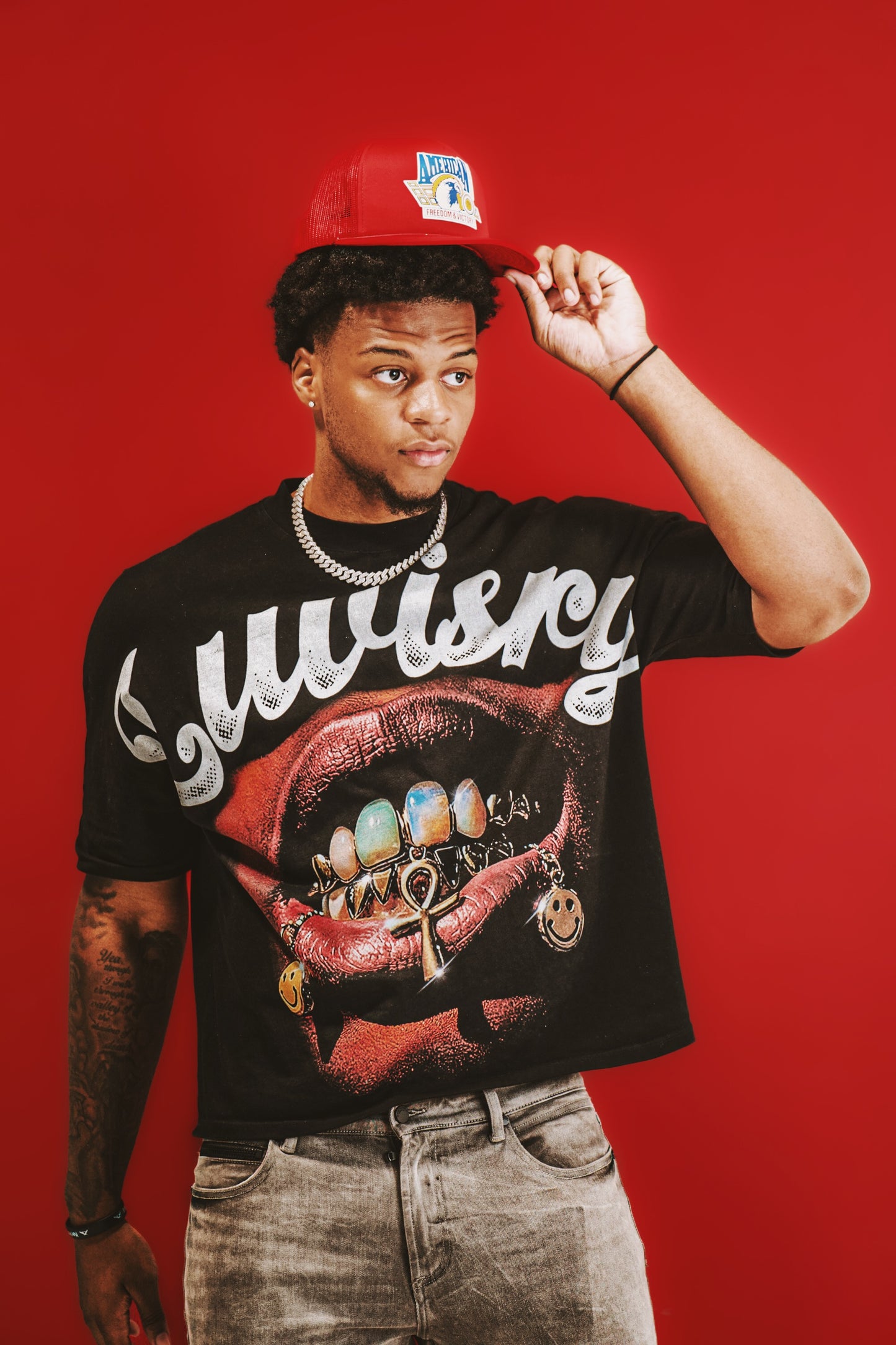 Luvisry Oversized Tee